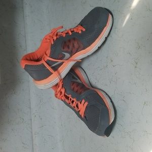 Womens nike shoes